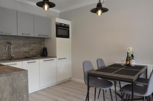 "10" SŁOŃCE WODA LAS - Apartament No10 Garaż w cenie ("10" SLONCE WODA LAS - Apartament No10 Garaz w cenie) in Maslov