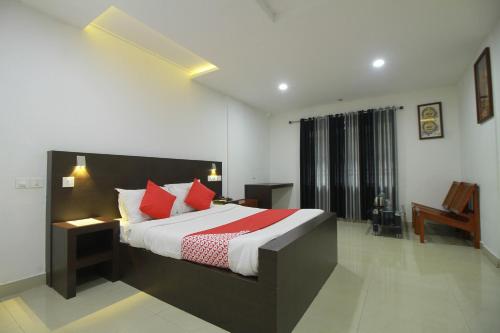 Half Moon Residency Calicut