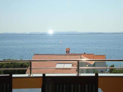 Kilátás, Apartments Villa Damir in Petrcane Városközpont