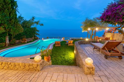 Corfu Beachfront Villa Elektra