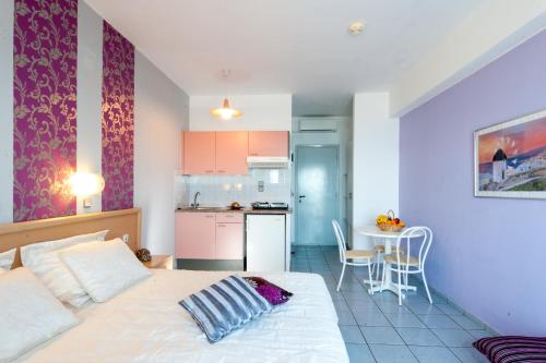 Laplaya Beach - image 13