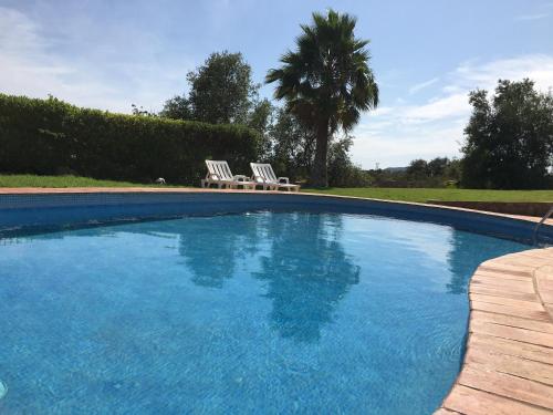  Quiet cottage with pool, Unterkunft in Cabanas de Tavira