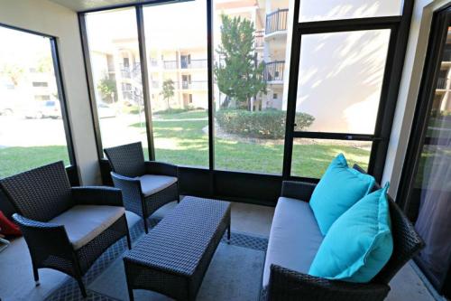 Ocean Village Club D17 - image 2