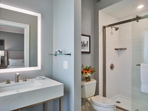 2 queen beds