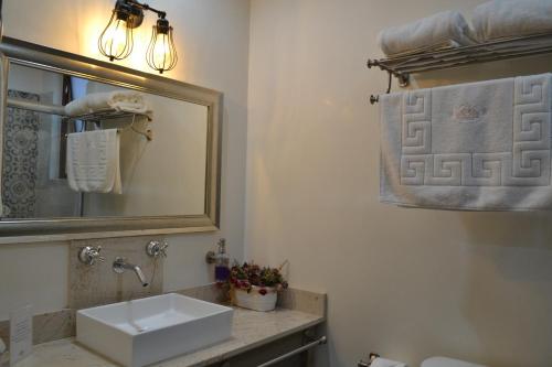 Hotel Boutique Casa Abuela Maria - image 2