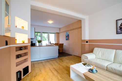 廚房, Neanderappartement in 梅特曼