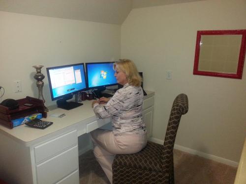 Large Modern Residence with private guest, family room & business office in Missouri City, USA