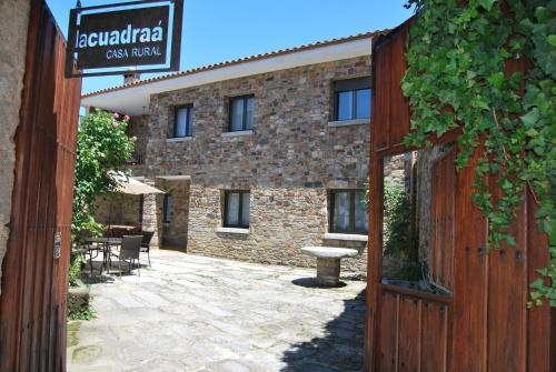 Casa Rural La Cuadraá - Accommodation - Linares de Riofrío