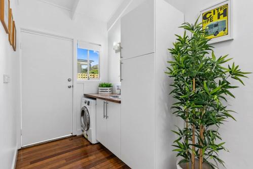 Three-Bedroom House image 10