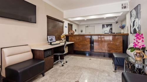 Best Western Hollywood Plaza Hotel - Walk of Fame Film City LA, Los Angeles (fotografie 9)