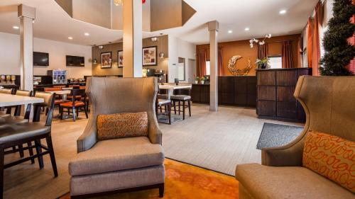 Best Western Royal Palace Inn & Suites