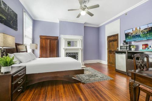 Canal Express Studios in Mid City