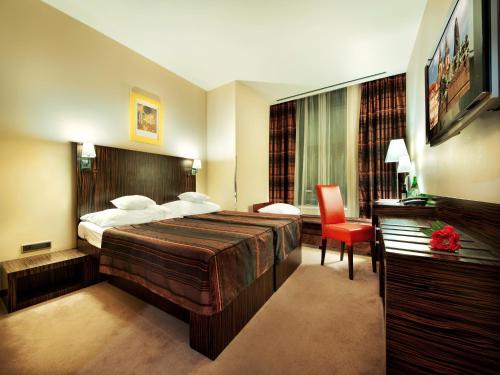 EA Hotel Crystal Palace in Prague 02