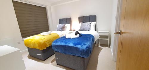 Northampton 2 Bedroom Town Centre Apartment close to University, Hospitals, Brackmills