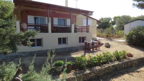  Rest & Enjoy, Unterkunft in Rafina