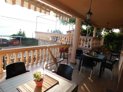 Two-Bedroom Apartment with Balcony and Sea View image 7