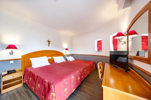 Hotel Santo Amaro - main image
