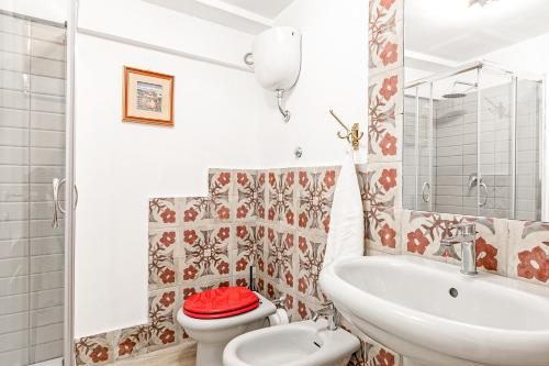 Palazzo dei Normanni Stylish Apartment - image 13