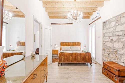 GuestHost - Palazzo dei Normanni Stylish Apartment, Palermo (fotografie 8)
