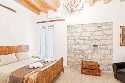 GuestHost - Palazzo dei Normanni Stylish Apartment, Palermo (fotografie 7)