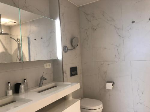 Aparthotel Acropolis - image 3