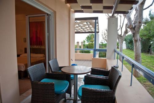 Aithrio Hotel in Paralia Niforeikon