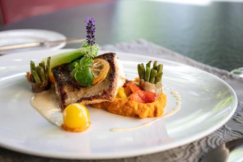 Hotel Restaurant Seegarten 3