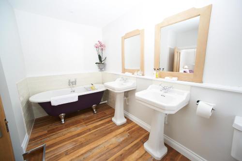The Bugle Inn Twyford - image 2