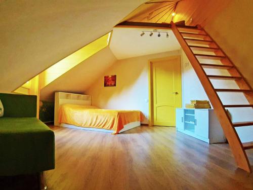 2 Floors House In Magic Country