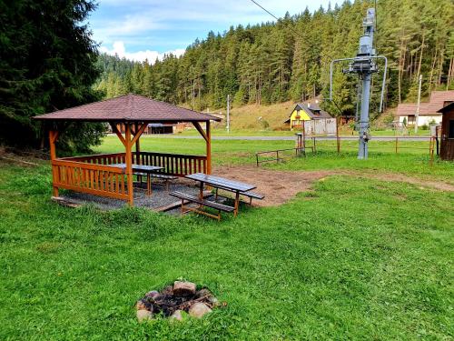 BIKE & SKI Apartmany Lopusna dolina - Vysoke Tatry in 魯奇夫納
