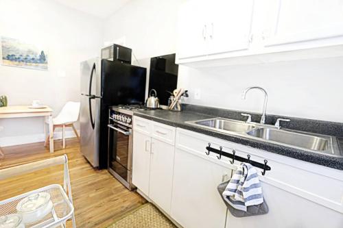 Global Cup Trendy Flat, Lower-Greenville Ave Area in Lower Greenville