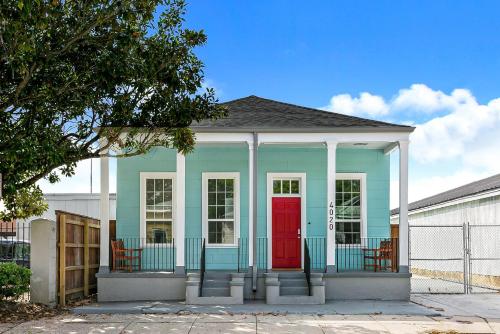 Cozy and Charming House with Luxury Amenities in New Orleans