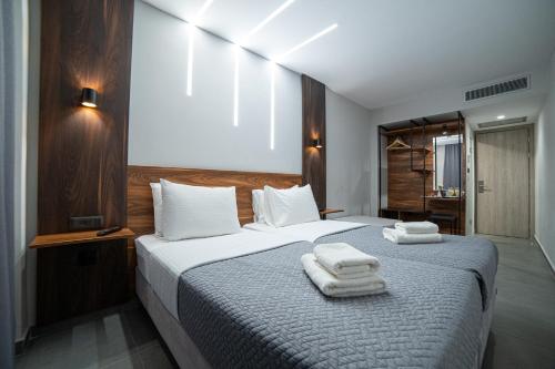 Argo Hotel Piraeus