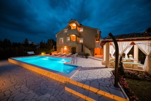 Villa Kontrada - Accommodation - Zadar