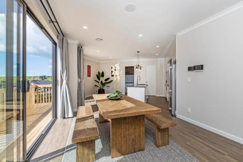 Long Bay Beachstay Accommodation