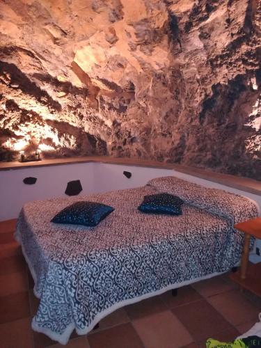CASA CUEVA y CASITA RURAL EL PERUCHO - Barranco de la Piedra Cumplida