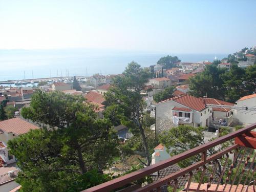 Apartments and rooms Roza - 200 m from sea