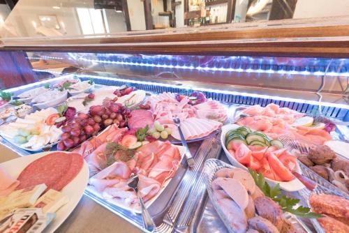 Hotel Schwarzer Adler Jever - image 2