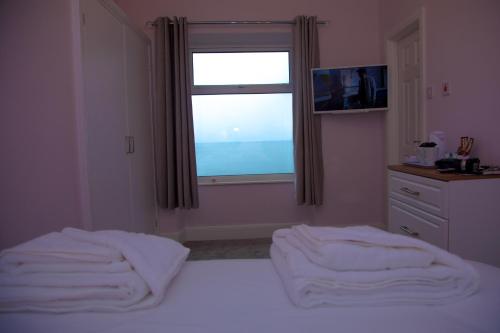 Carmel House - image 5