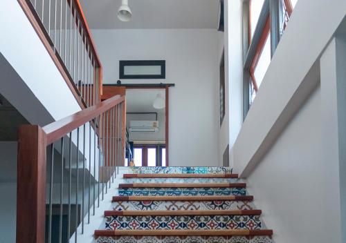 liaw base house, Bangkok (photo 7)