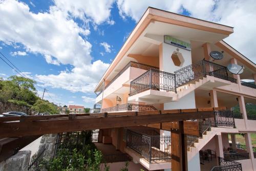 Viesnīcas āriene, Pejovic Residence Budva in Glavati