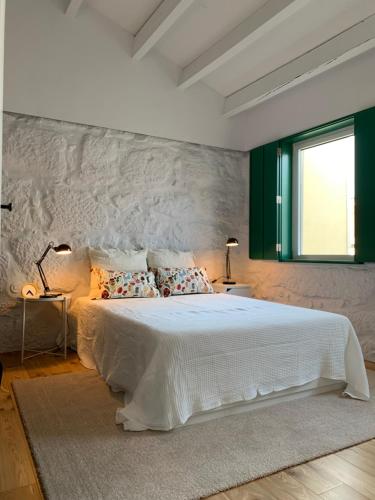  Covelo House in Porto