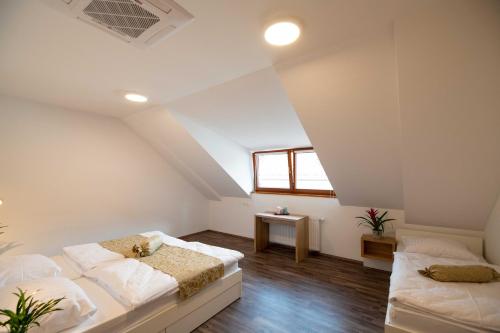 Guesthouse Stari Mayr - image 13
