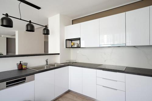 Apartment image 8