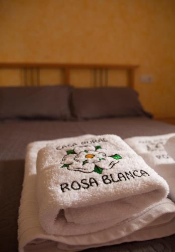 Casa Rural Rosa Blanca