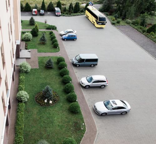 Lviv Ramada Hotel - image 9