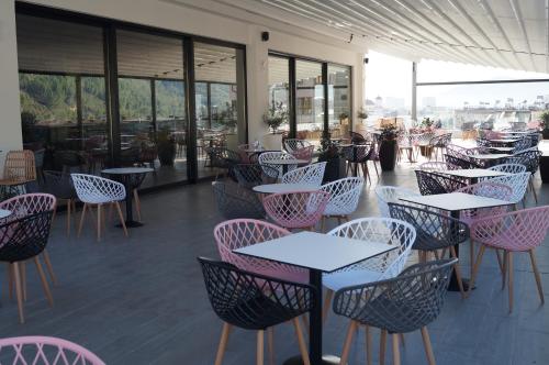 Portik Hotel - image 4