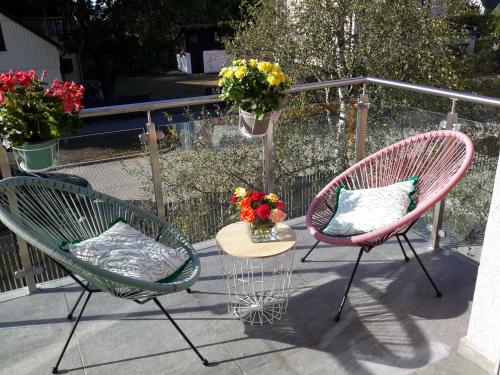 Varanda/terraço, VILLA FLORANCE apartments with terraces & parking in Ventspils