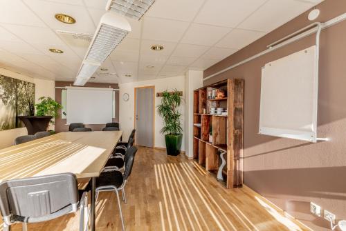 Sure Hotel by Best Western Dahls - image 8