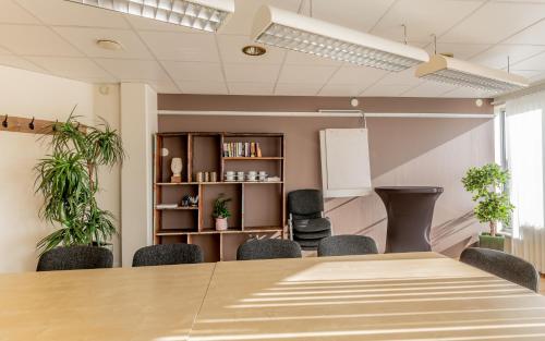 Sure Hotel by Best Western Dahls - image 11